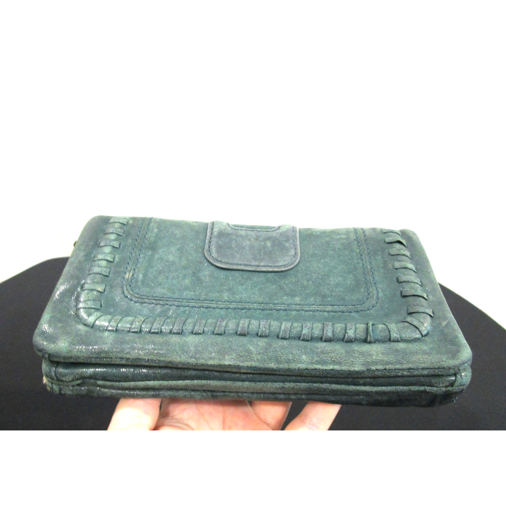 Hobo Distressed Green Leather Whipstitch Bifold Magnetic Clutch Wallet - Picture 2 of 9